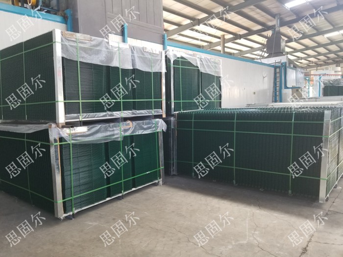 1556265516114001578.jpg 網片護欄(6).jpg